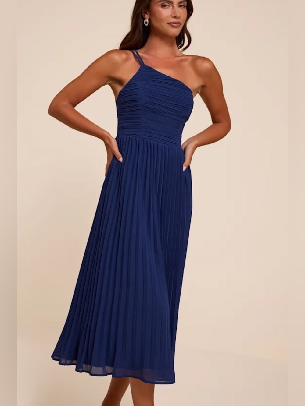 Lulus | Wondrous Muse Dark Blue Pleated One-Shoulder Midi Dress - Picture 3 of 10